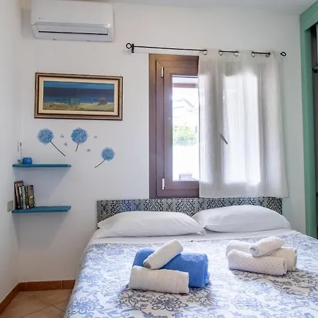 Casa Mediterranea Bruno * 카스텔사르도